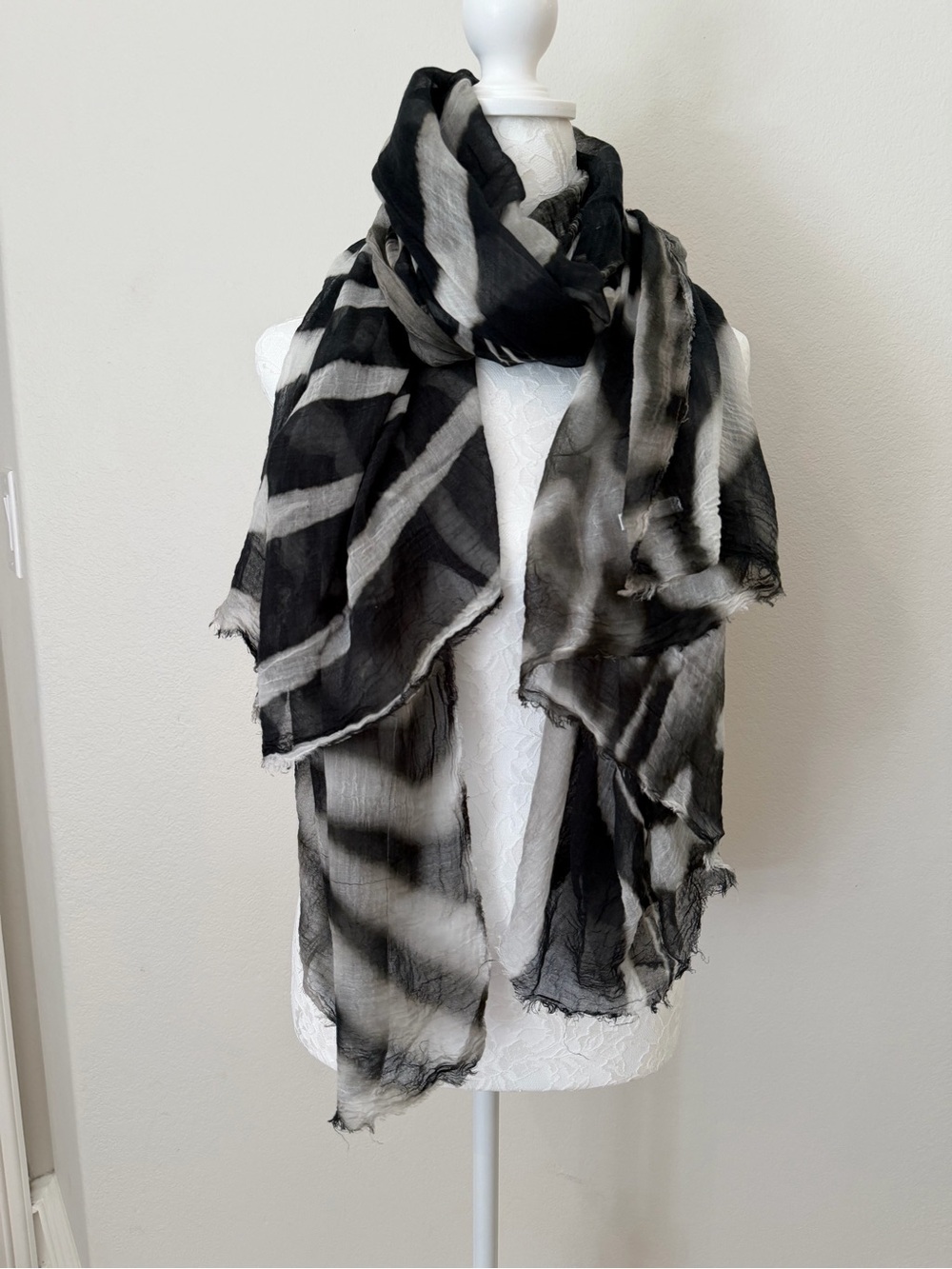 813 Ottotredici Scarf Zebra